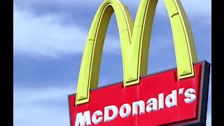 McDonalds giving away food as part of holiday promotion