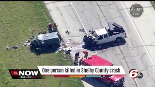 One person killed in crash involving five vehicles in Shelby County