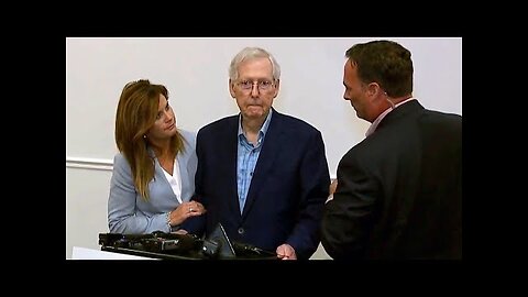 Mitch McConnell appears to freeze while speaking with reporters in Kentucky
