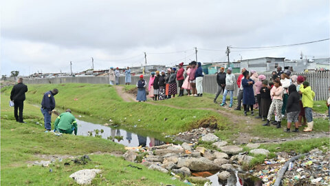 Watch: Body dumped in canal on N2 near Kanana informal settlement