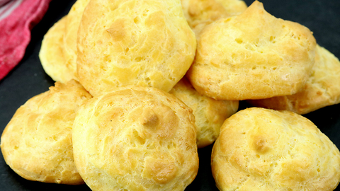 How to make homemade fluffy cheesy puffs