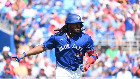 Vladimir Guerrero Jr. homers to center field