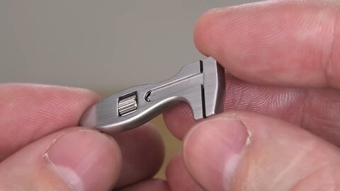 I turn a Nut into a tiny Adjustable Wrench