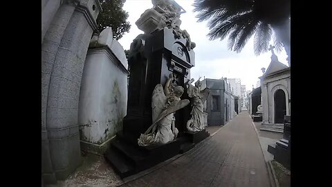 "LA RECOLETA CEMETERY: Many Exposed Coffins in Buenos Aires, Argentina!" (3Jan2019) Dr.GariS