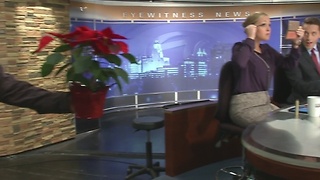 7 Eyewitness News Morning Team tries mannequin challenge - Part 2