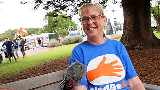 The Murrey Bridge Nurse: Cafe Locked Out