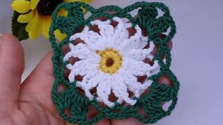 How to crochet daisy flower in square motif simple tutorial