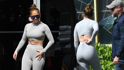 Jennifer Lopez Shows Off Her Insane Figure During Shopping Trip With Her Twins