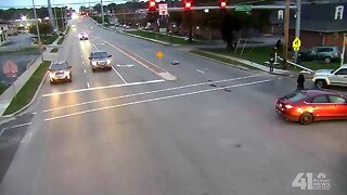 Overland Park police show video of crash injuring 4 young girls