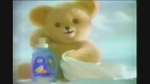 "Cozy Up To Ultra Snuggle" 1993 Commercial (90's Snuggle Bear)