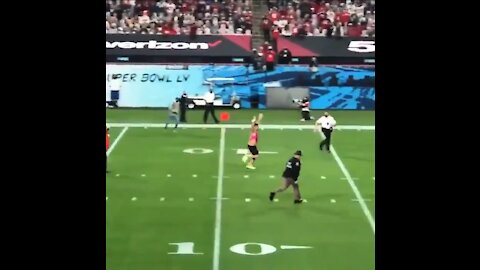 Epic Play by Play of Streaker at Super Bowl LV