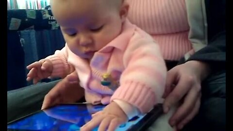 Baby Loves Fleya - Android Game