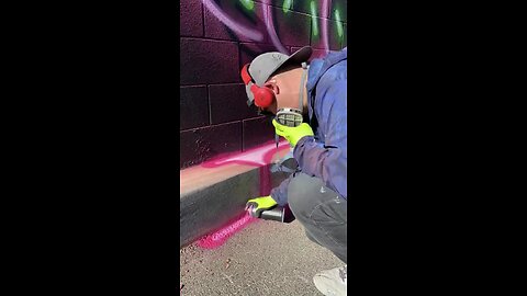 Time-lapse: Adam Fujita works on downtown Las Vegas mural