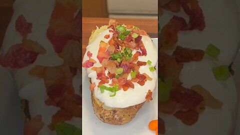 THE QUINTESSENTIAL CRISPY SKIN LOADED BAKED POTATO!! #shorts #cooking #recipe
