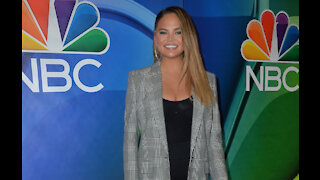 Chrissy Teigen supported by Duchess of Sussex after baby loss