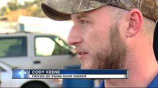 Pawn shop clerk fatally shoots suspected robber in Tampa