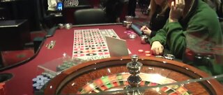 US casinos push for cashless options