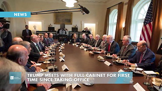 Trump Meets With Full Cabinet For First Time Since Taking Office