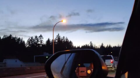 Fleet of UFO's using advanced technology 2disguise as☁️,s🌬️☁️Rec 🎥When🚗over Famous Tacoma🌉Narrows🌉