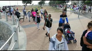 SOUTH AFRICA - Cape Town - The Big Walk (Video) (xCB)