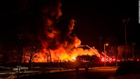 Massive Storm Brewing*Harris To SCOTUS HRC To VP?*Fire At NC Fertilizer Plant 1000's Evacuated*