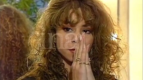(1990) Mariah Carey on Singing Live & Come Up