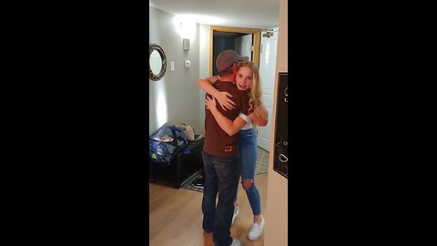 Dad Surprises Family For Thanksgiving