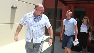 Raw video: Logan Hetherington leaves jail after being charged in girl's death