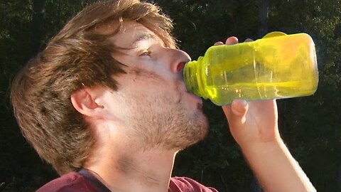 SURVIVAL HACK: Drink Your Own Pee!
