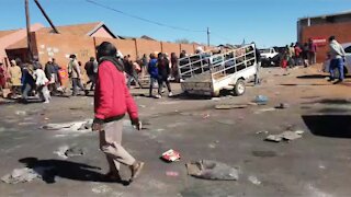 Protea Glen protestors looting Boxer
