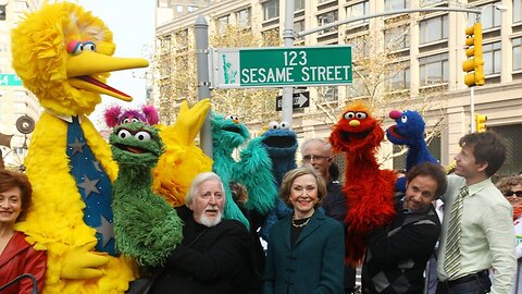 Caroll Spinney, The Original Big Bird Of 'Sesame Street,' Has Died