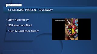 Akron dad giving back to community, hosting Christmas gift giveaway for those in need