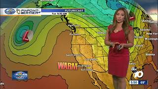 10News Pinpoint Weather with Meteorologist Angelica Campos