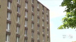 Child survives fall from window