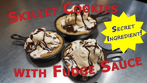 Skillet Cookies with Fudge Sauce | 013