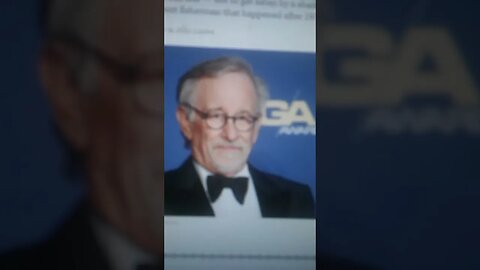 Steven Spielberg Apologizes To The SHARK Community for JAWS