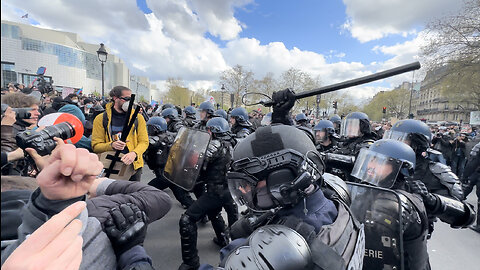 Police Clashes, Civil Unrest in Paris at French Pension Reform Demonstration