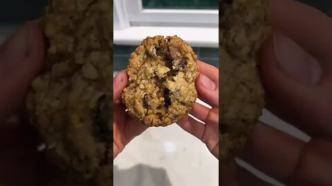Oatmeal Choc Chip Cookies tiktok drippycakes