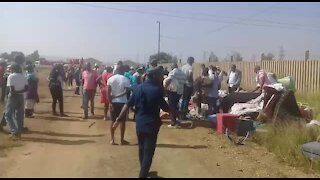 SOUTH AFRICA - Pretoria - Mamelodi Eviction (videos) (xg9)