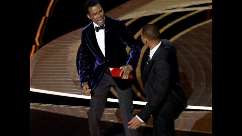 Will Smith B@#$% Slaps Chris Rock!