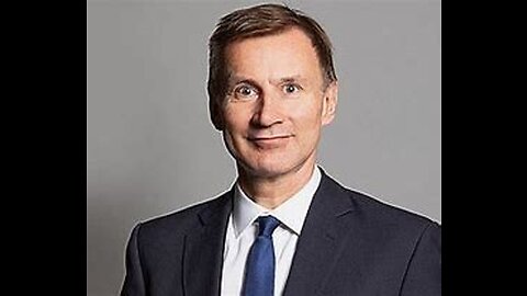 Jeremy Hunt wants Brits to save energy for Ukraine!