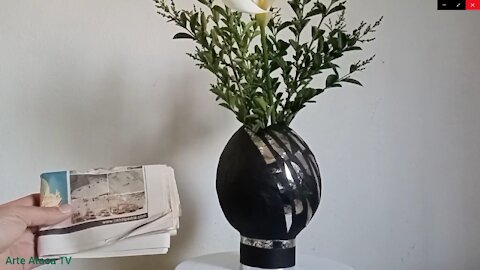 How to Make a Modern Decorative Vase with Newspaper