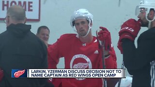 Larkin, Yzerman discuss decision not to name captain as Red Wings open training camp