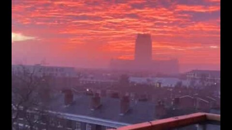 Betagende solnedgang over Liverpool