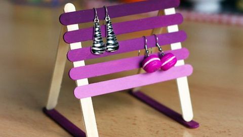 10 creative DIY earring holder ideas