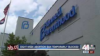 Judge temporarily blocks Missouri's 8-week abortion ban