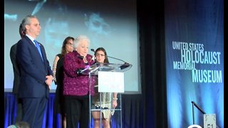 U.S. Holocaust Memorial Museum honors survivor