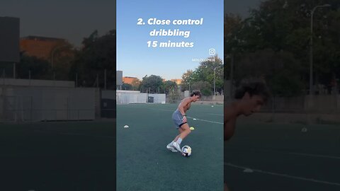Try this individual session to improve technique #youtubeshorts #football #shorts #soccer