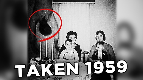 10 Unexplained Photos From History