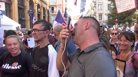 Nice Antipass : avec OlivOliv les manifestants se rassemblent devant le siège de Nice Matin !